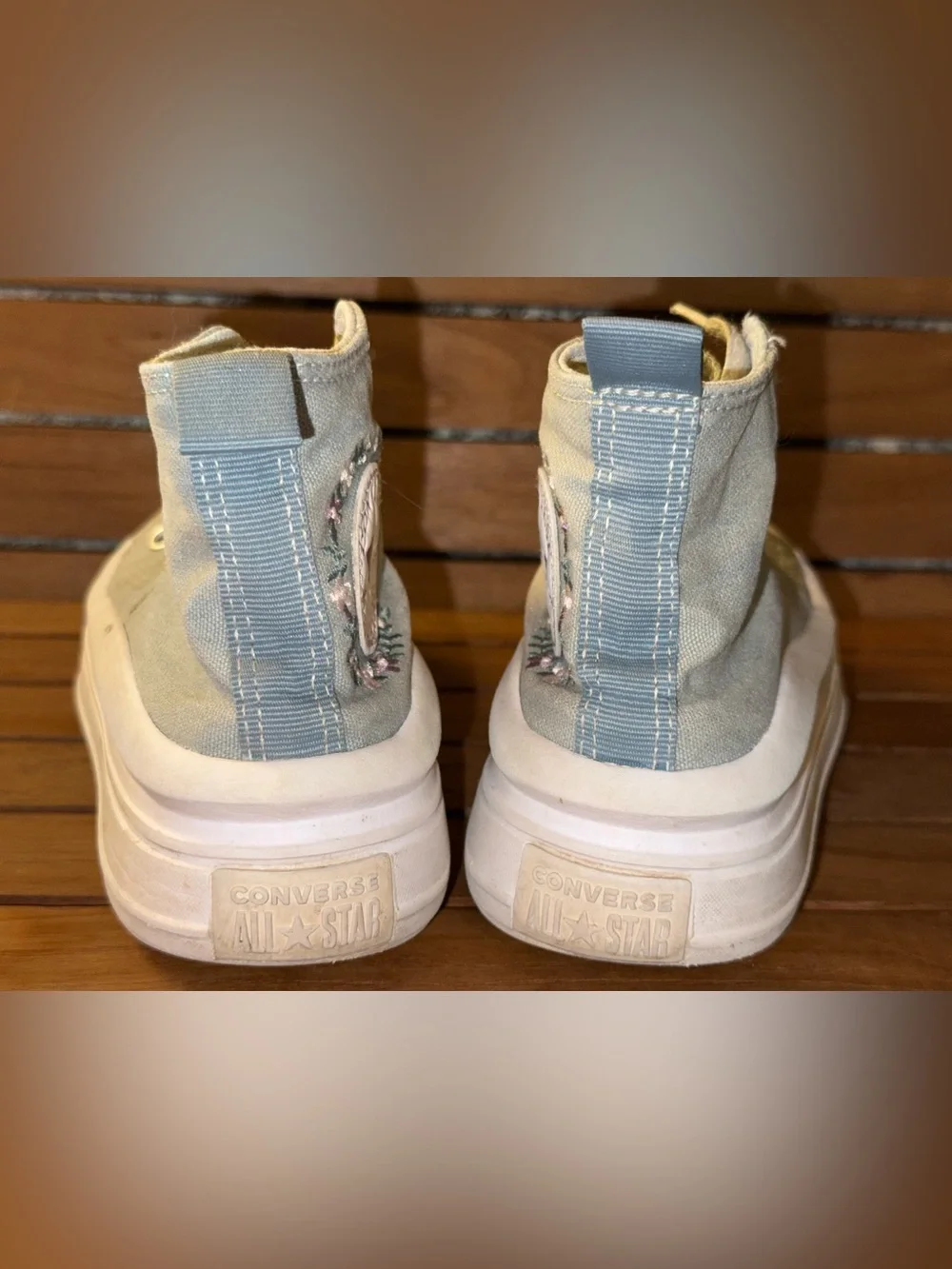Converse Kids High-Top Sneakers in Light Blue with White Platform